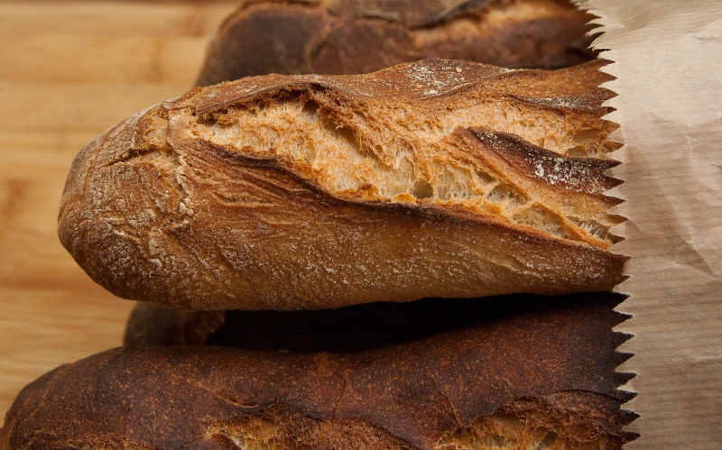 ecommerce-LE CASTELLET-min_dish-food-baking-cuisine-bread-bakery-399077-pxhere.com